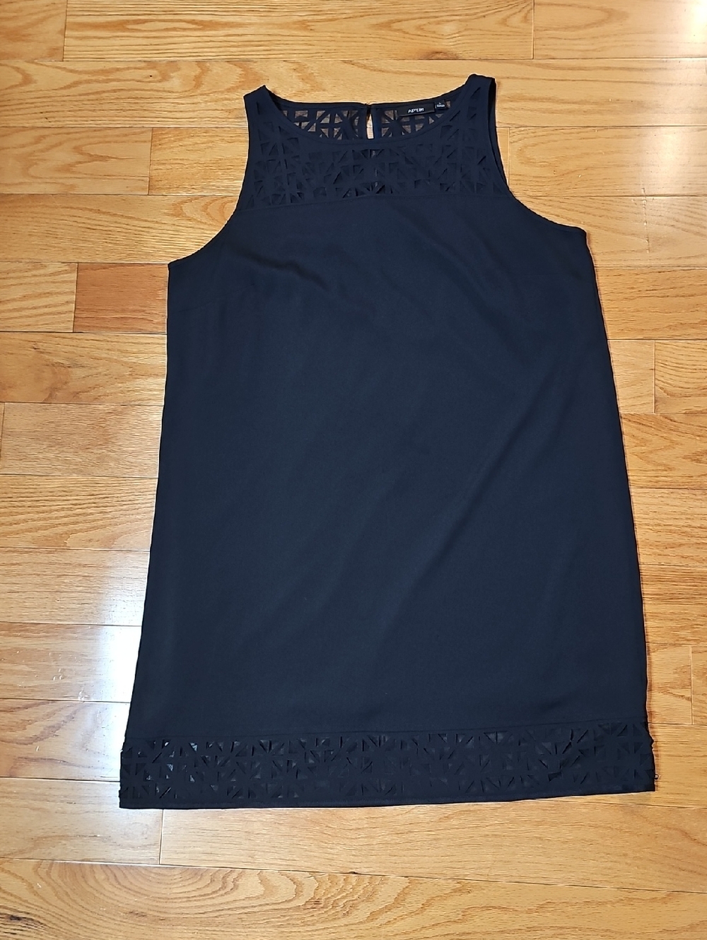 Apt. 9 Black Geometric Laser-Cut Shift Dress